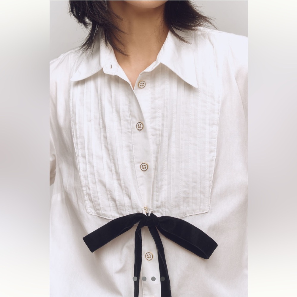 *NWT* ANTHROPOLOGIE x MAEVE Tuxedo Bow Pleat Button-Up Detail Blouse Wht&Blk — M - Picture 4 of 4